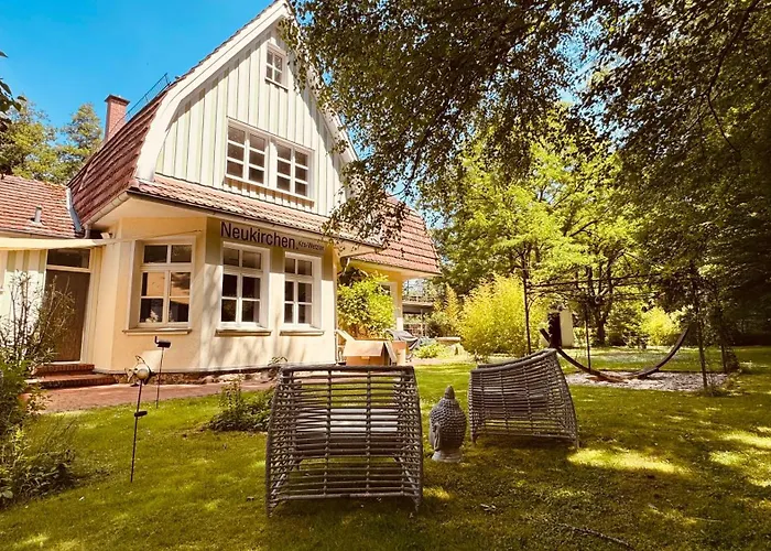 Klimaanlage, 5 Sterne Villa Bahnhoftraum, 333 qm, 1200qm Garten, virtueller Rundgang, Dachterrasse, Whirlpoolbadewanne